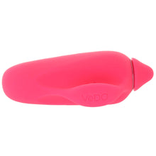 Load image into Gallery viewer, Vivi Rechargeable Finger Vibe In Foxy Pink